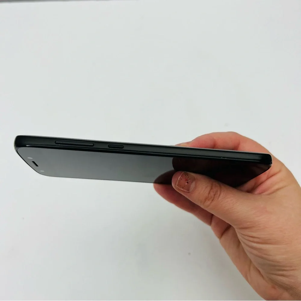 Motorola E5 Go XT 1921-8 Verizon Android Smart Phone